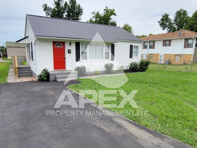Building Photo - Beautiful 2 Bd -1 Ba Single Family Home in...