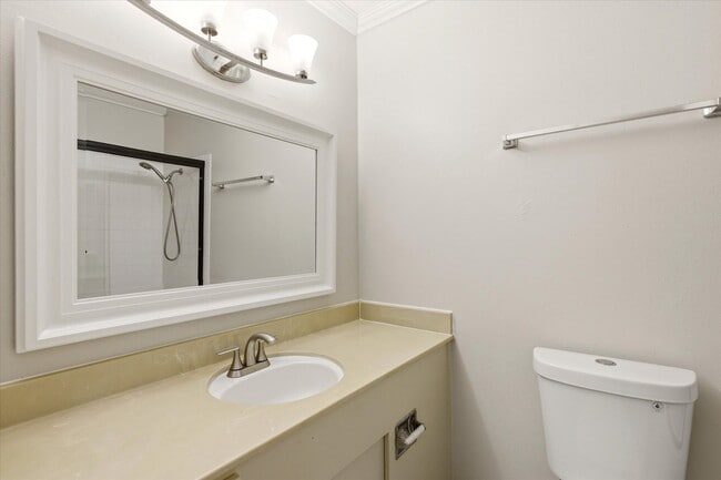 Building Photo - 450 N Civic Dr