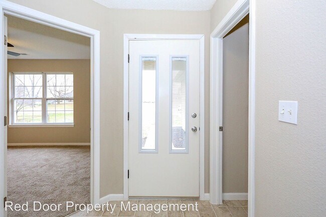 Foto del edificio - 3 br, 2 bath House - 4633 W. Smith Valley Rd