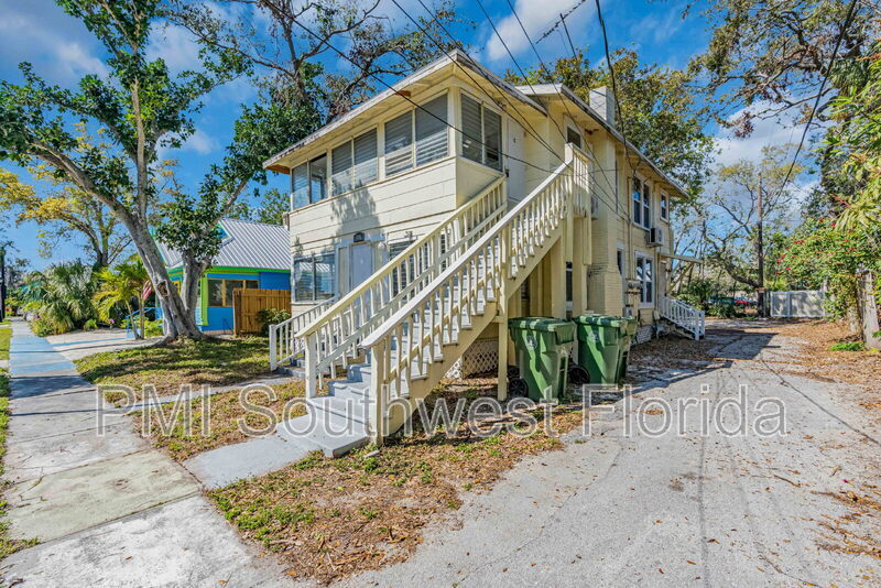 Primary Photo - 1016 10th Ave W