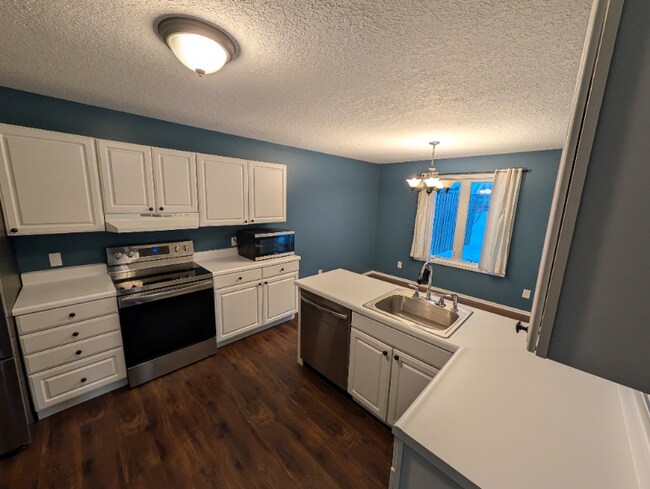 Building Photo - 5 Jefferson St