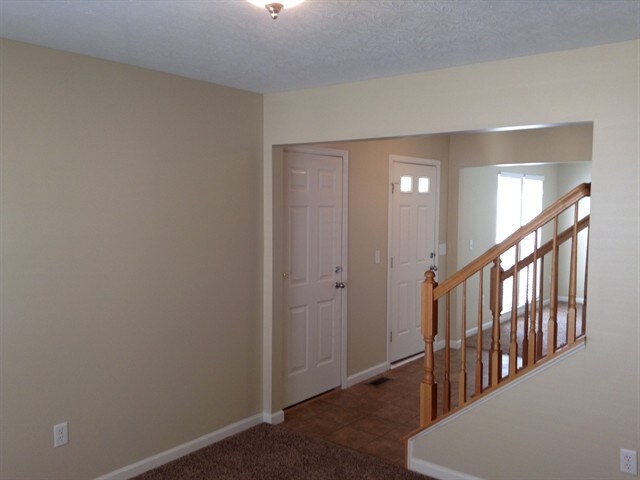 Building Photo - 182 Coyote Drive