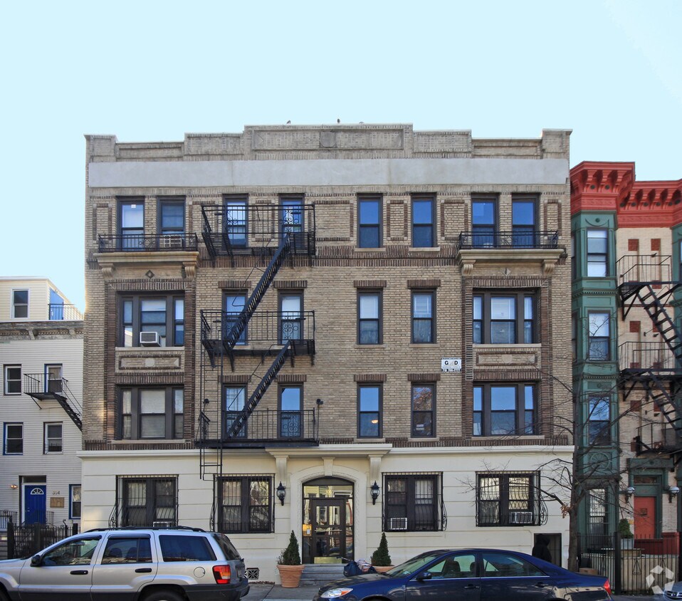 Foto del edificio - 310 12th St