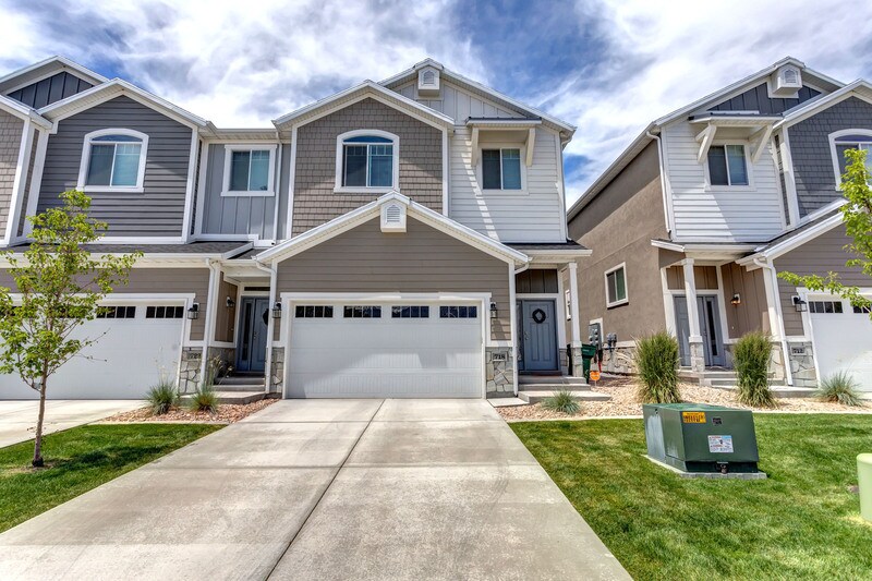 718 S 1840 W, Orem, UT 84058 Condo for Rent in Orem, UT