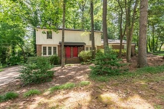 Building Photo - 5208 Cypress Ln