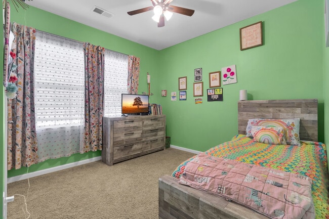 Foto del edificio - 402 Isabelle St