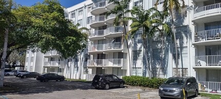 Building Photo - 486 NW 165th St