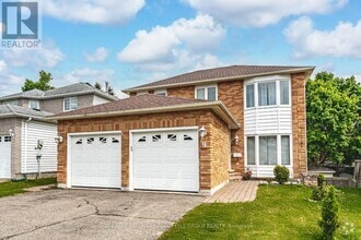 Building Photo - 9 Orwell Crescent