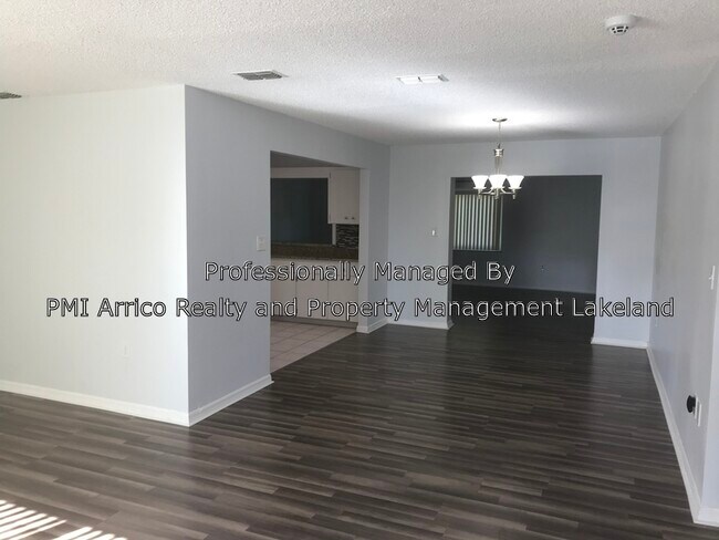 Building Photo - 3917 Bent Tree Loop E