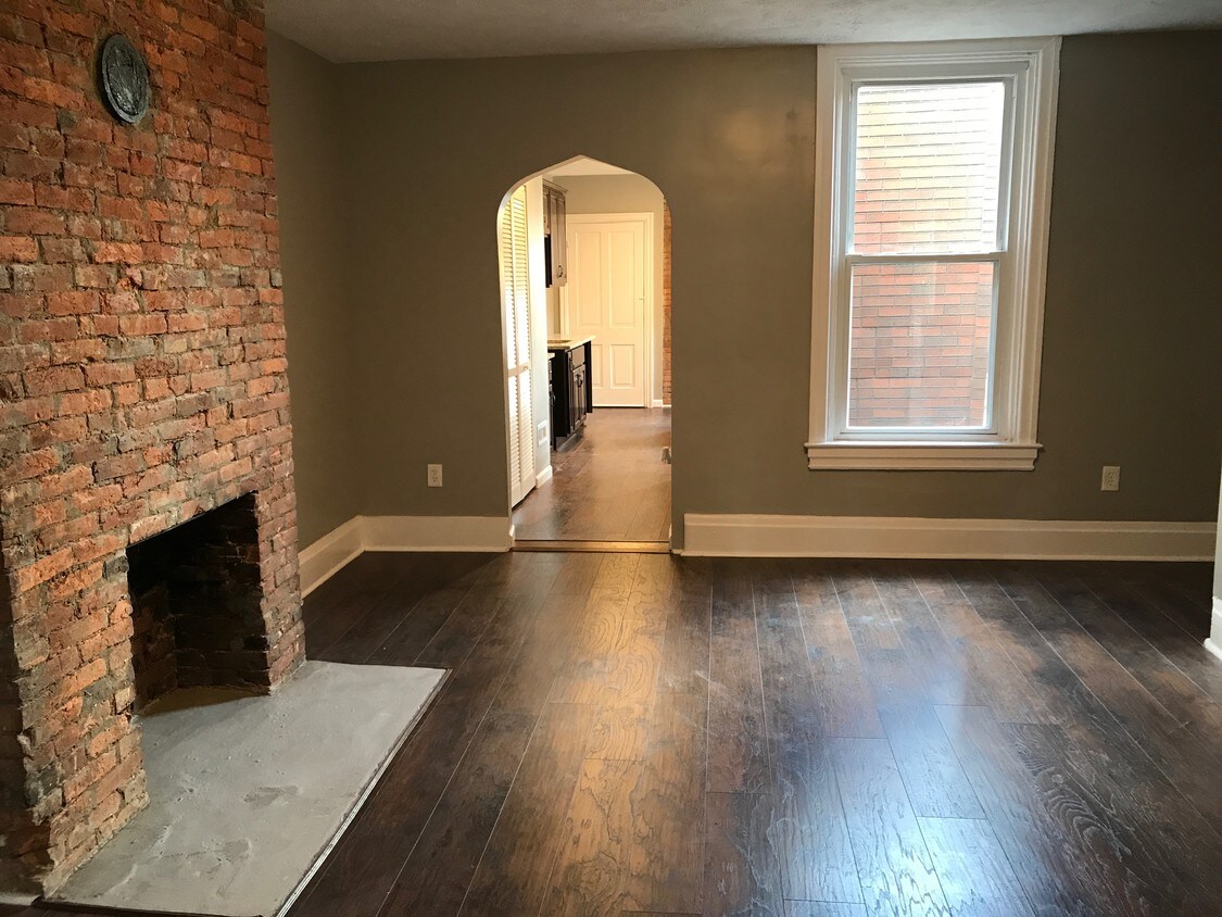 Living Room - 2325 Sarah St