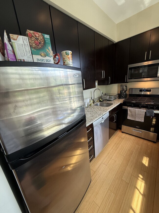 Foto del edificio - 1801 Swann St NW