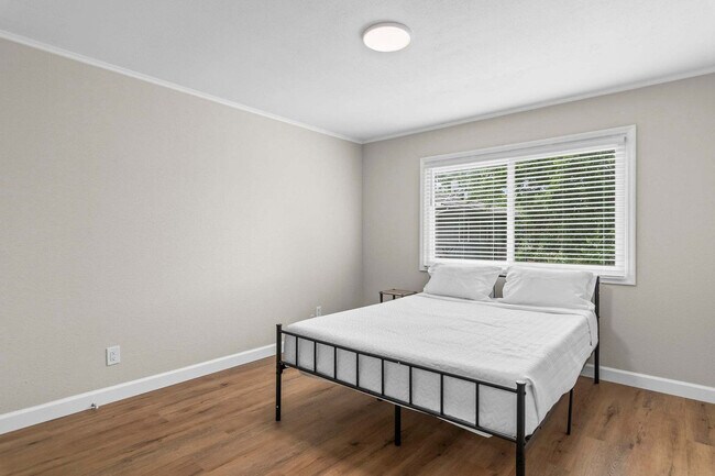 Foto del edificio - 2309 Cherry Hills Dr
