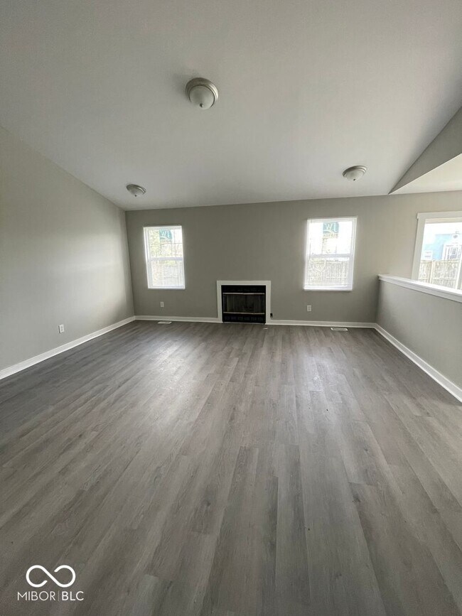 Foto del edificio - 5919 Sycamore Forge Dr