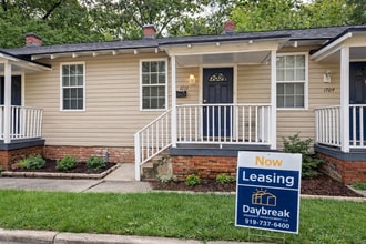 Building Photo - 1709 Le Grand St