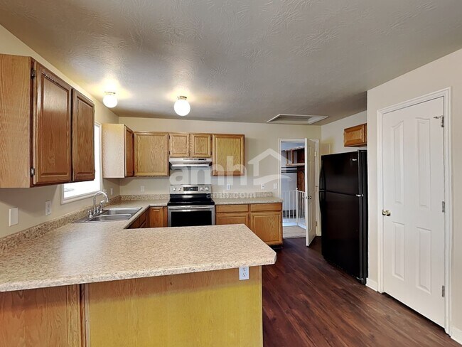 Foto del edificio - 4445 S Wakeport Bay