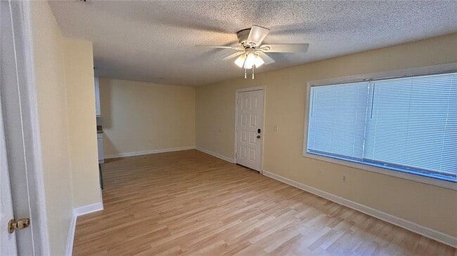 Foto del edificio - 1214 68th Ave Dr W