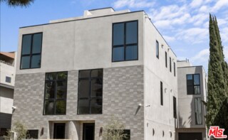 Building Photo - 428 Arnaz Dr