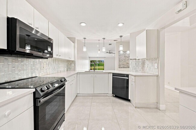 Foto del edificio - 1590 Orion Ln