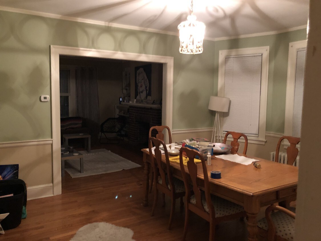 Foto principal - 76 Quaker Ln S