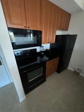 Building Photo - 7395 Universal Blvd