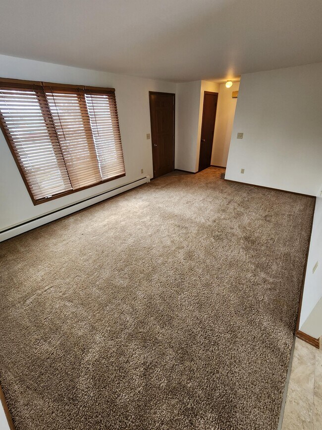 2674 W Point Rd, Green Bay, WI 54304 House Rental in Green Bay, WI