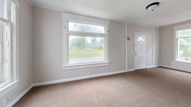 Foto del edificio - 808 7th St NW