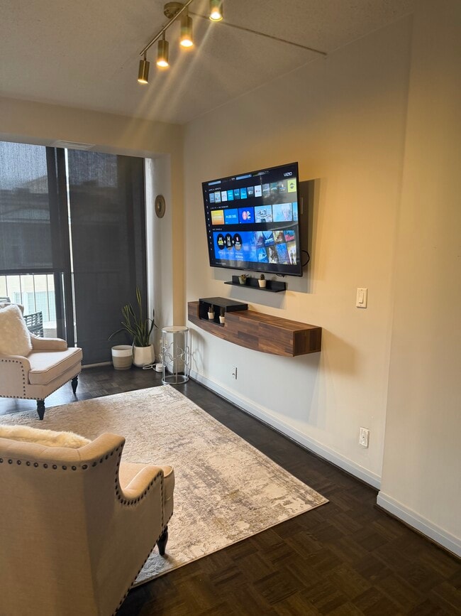 Foto del edificio - 145 15th St NE