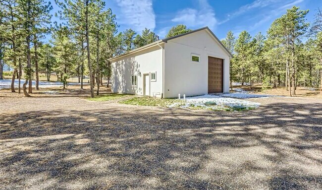 Foto del edificio - 12683 Fulford Ct