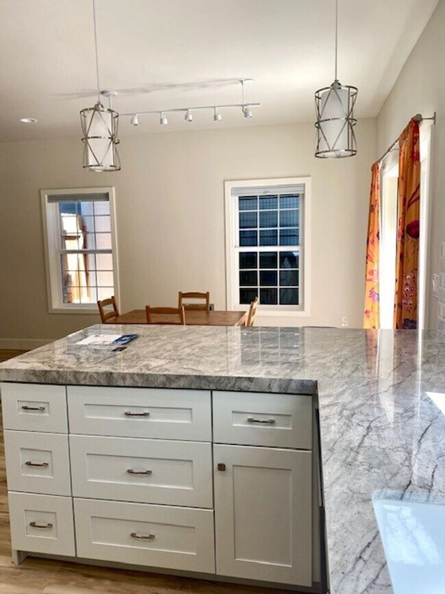 Building Photo - Custom Newly Built 2-Story Home Walk to Do...