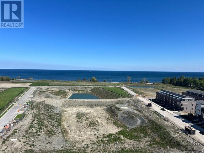 Photo du bâtiment - 251 Masonry Wy