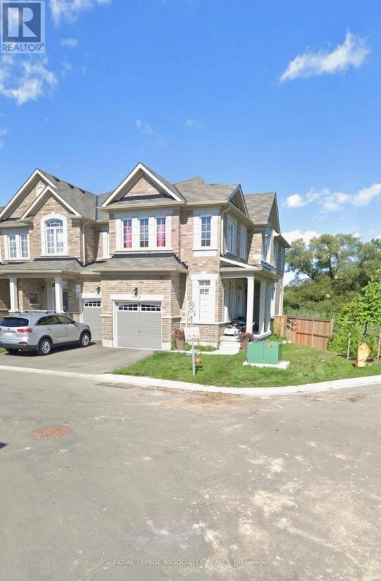 Primary Photo - 33 Keenlyside Ln.