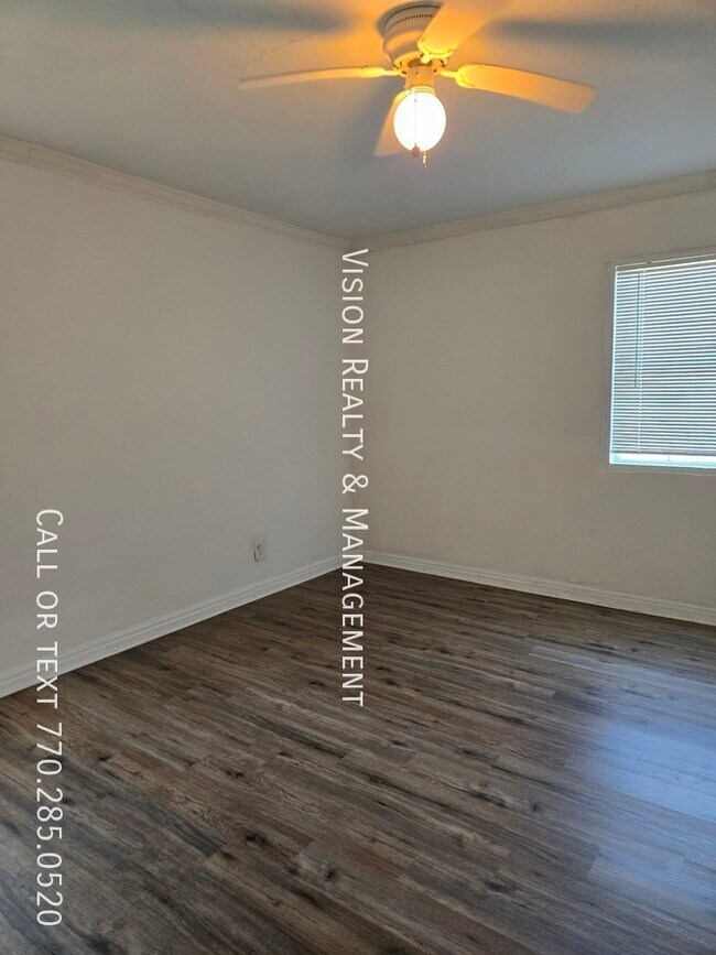 Foto del edificio - 1070 Ollie Cir NW