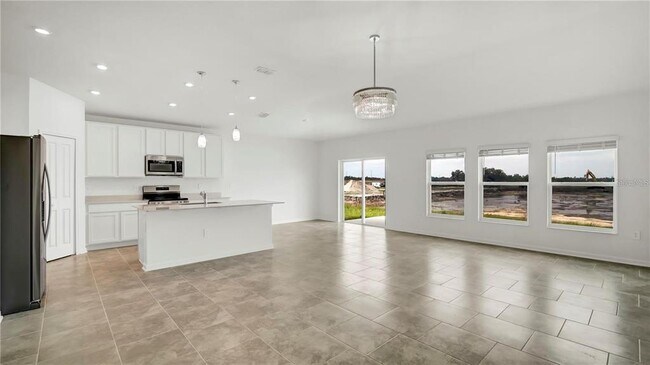 Building Photo - 4951 Worchester Dr