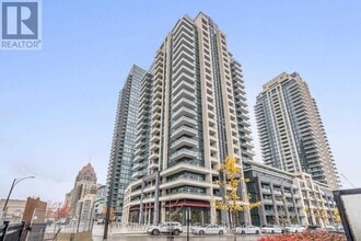 Building Photo - 4085-4085 Parkside Village Dr