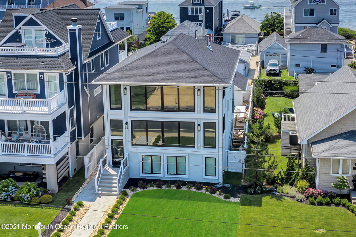 Foto principal - 518 Ocean Ave