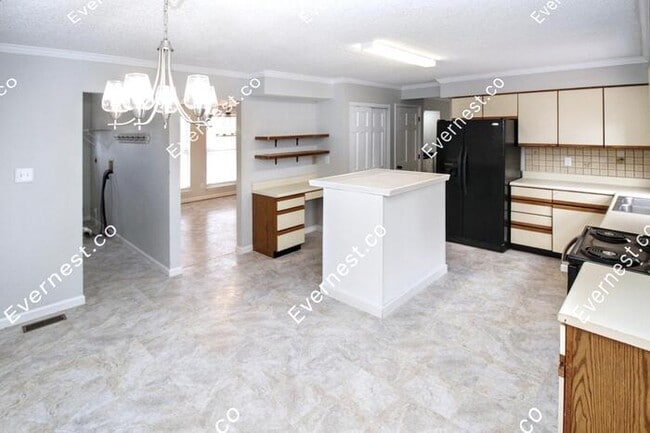 Building Photo - 1370 Timothy Ridge Dr
