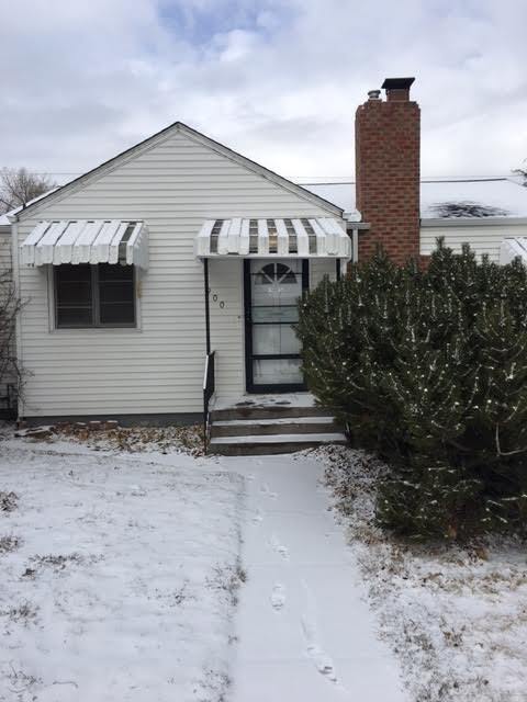 Primary Photo - 900 E 21st St