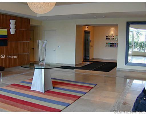 Foto del edificio - 3180 SW 22nd Ter