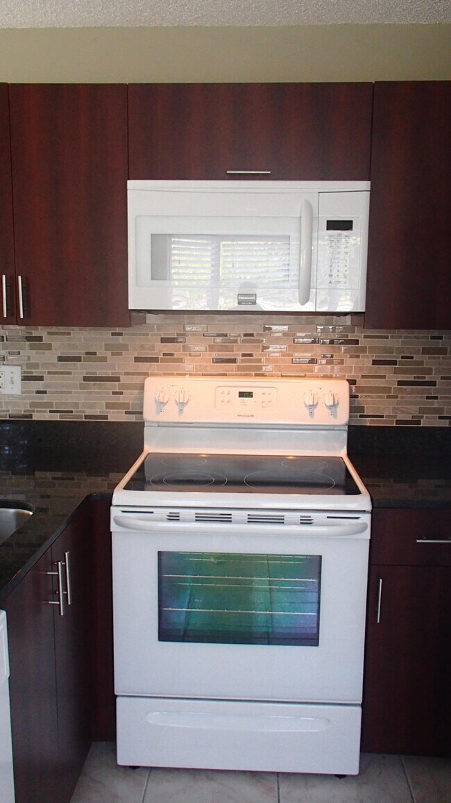 Building Photo - 10395 Boynton Pl Cir
