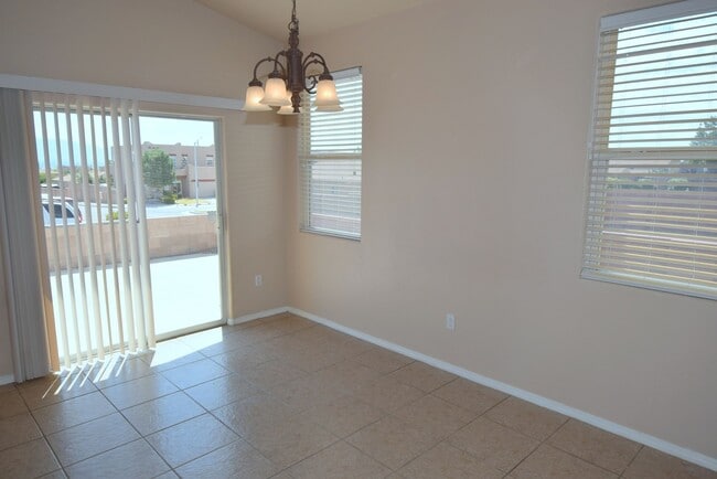 Foto del edificio - Great 3 Bedroom Home