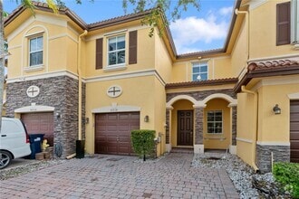 Building Photo - 8618 NW 113th Ct