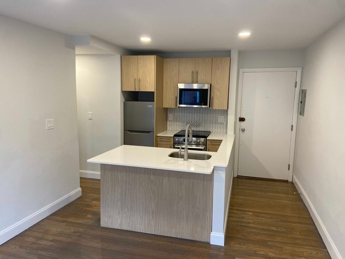 Foto principal - 529 Beacon St