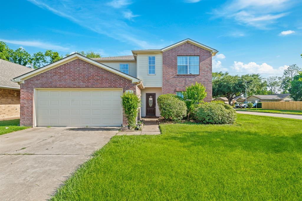 Foto principal - 16815 Watering Oaks Ln