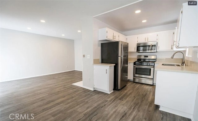 Foto principal - 4406 Cahuenga Blvd