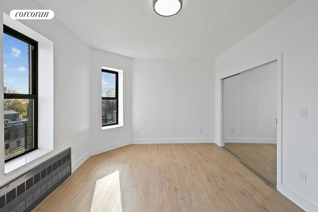 Foto del edificio - 100 Convent Ave