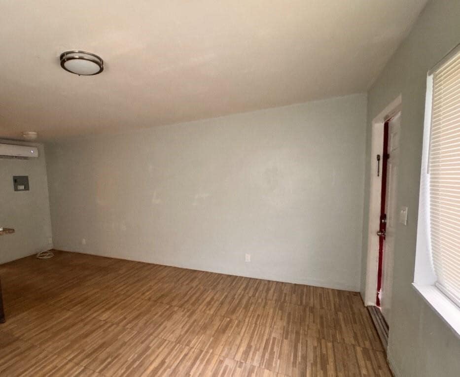 Building Photo - 2206 Adams St