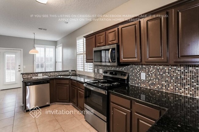 Foto del edificio - 1616 Lansdale Dr