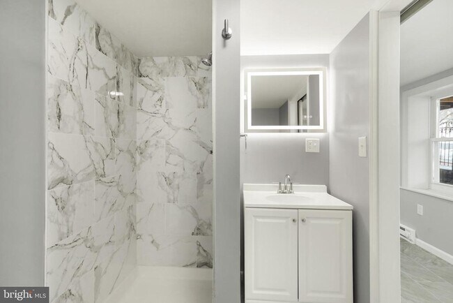 Foto del edificio - 1156 Franklin St