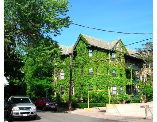 Primary Photo - 14 Remington St