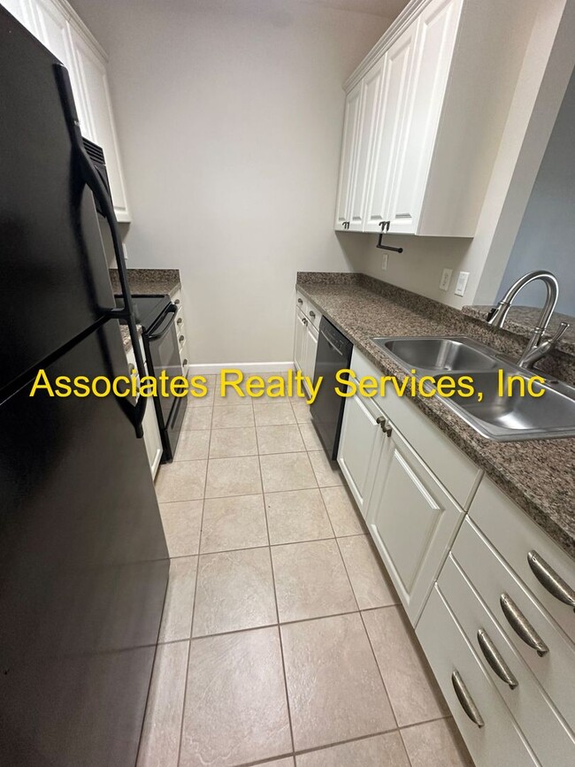 Building Photo - Now Available – 3BR/2BA Apartment in Haile...